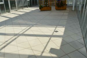 SteinDino Sauro 80 | Hochwirksam gegen Kalk-Erde-Laub-Obstflecken