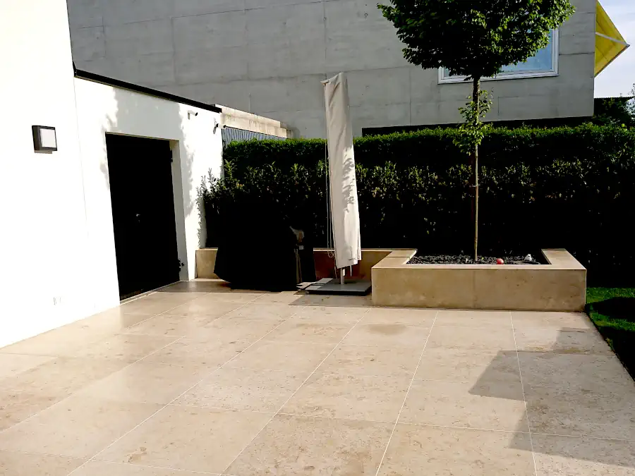 Jura Marmor Außenbereich Sanierung