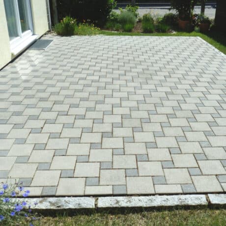 Betonpflaster Grundreinigung