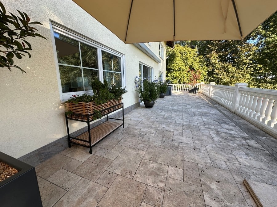 Travertin-Terrasse-alt